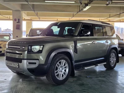 Land Rover DEFENDER