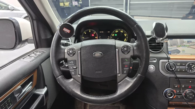 Land Rover DISCOVERY