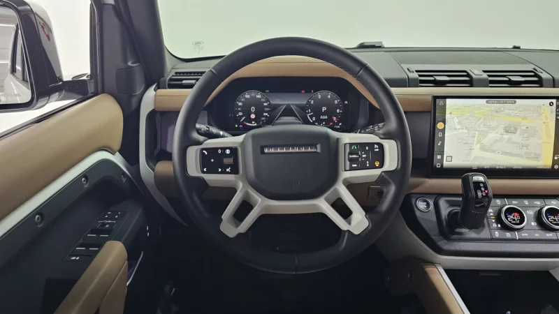 Land Rover DEFENDER