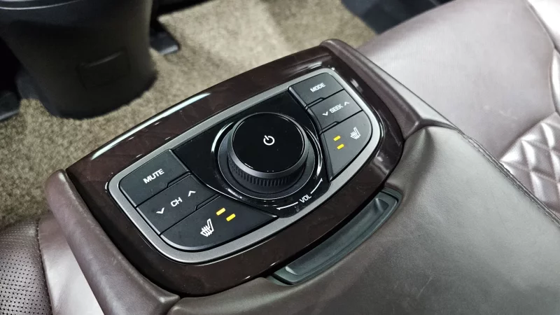 Hyundai Aslan