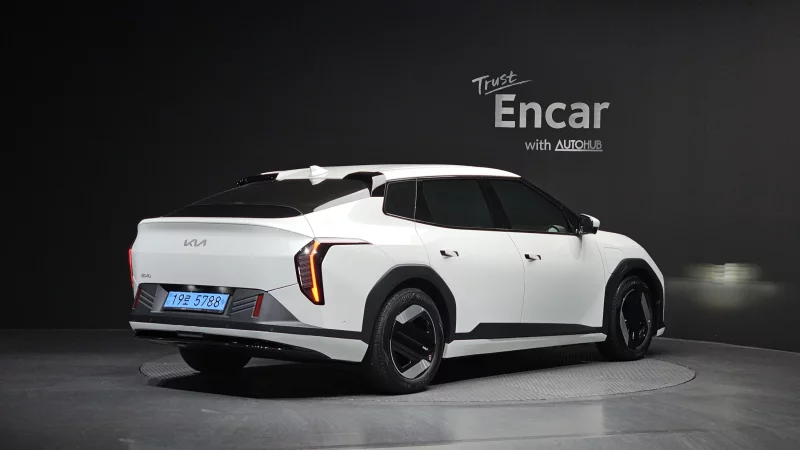 Kia EV4