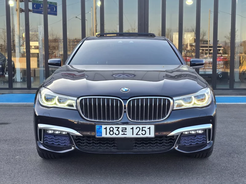 BMW 7-Series