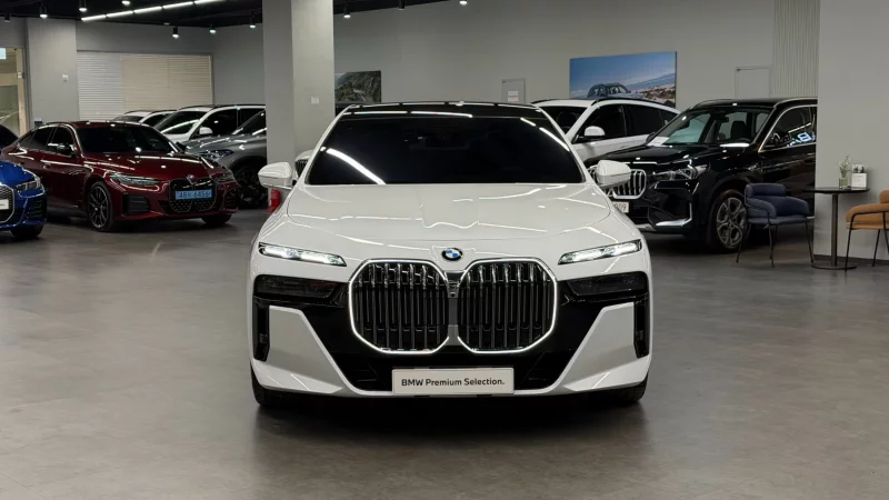 BMW 7-Series