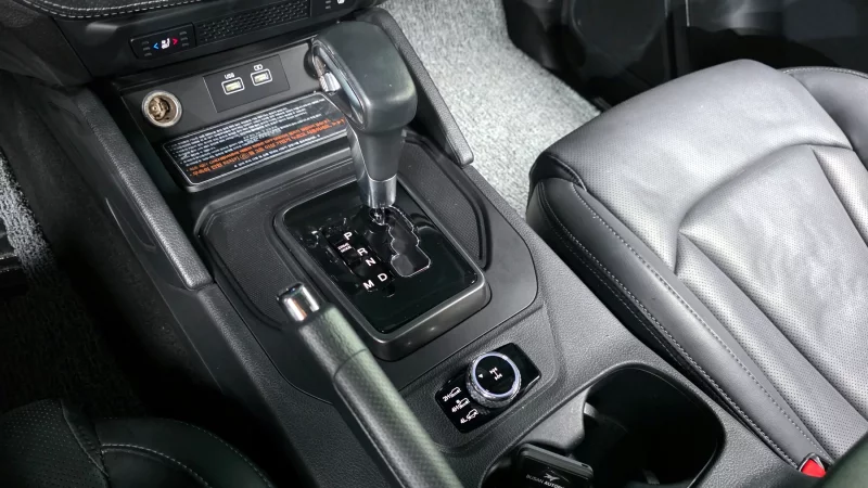 SsangYong Rexton Sports Khan