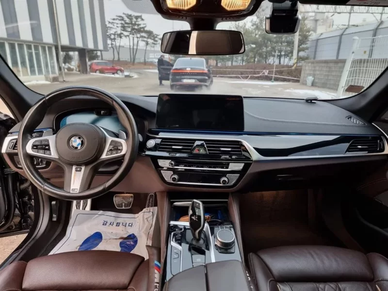 BMW 5-Series