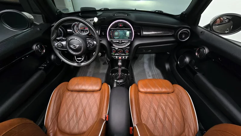 MINI Cooper Convertible