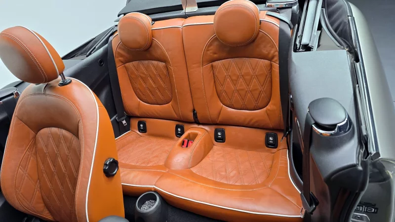 MINI Cooper Convertible