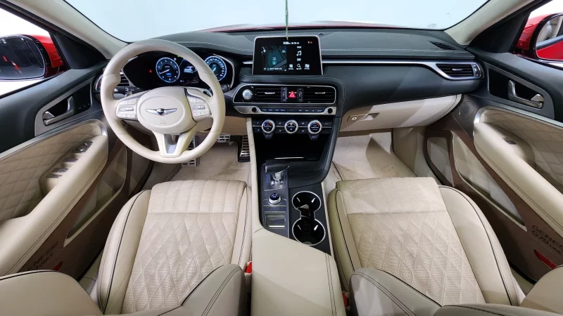 Genesis G70