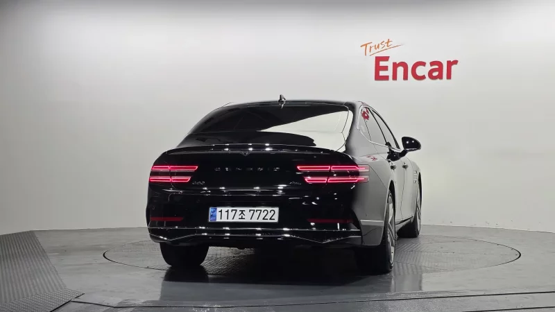 Genesis G80
