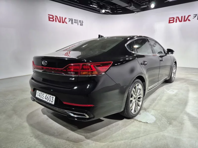 Kia K7