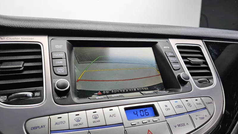 Hyundai Genesis