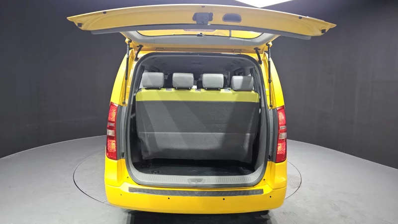 Hyundai Grand Starex