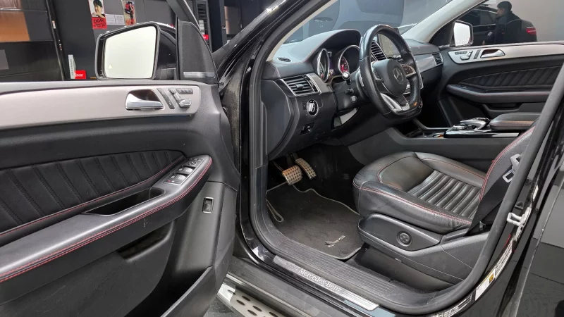 Mercedes-Benz GLE-Class