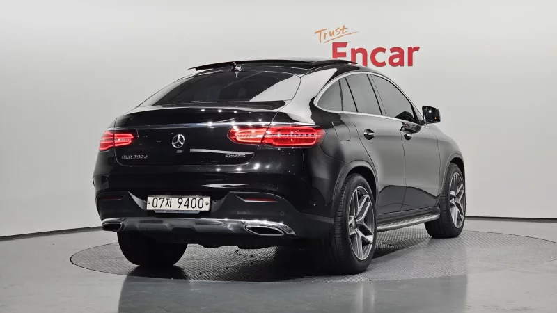 Mercedes-Benz GLE-Class