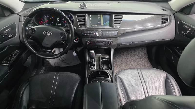 Kia K9