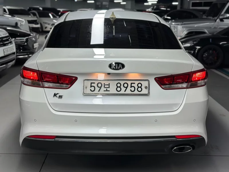 Kia K5