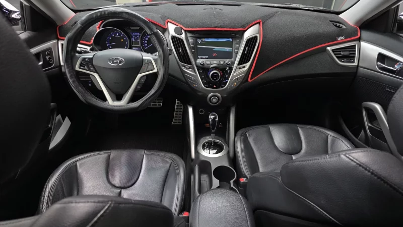 Hyundai Veloster