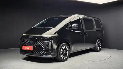 Hyundai Staria