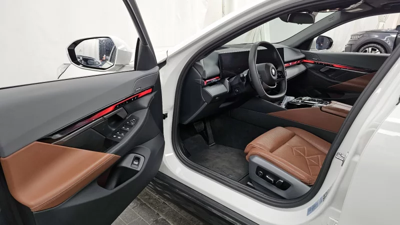 BMW 5-Series