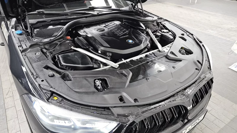 BMW 8-Series