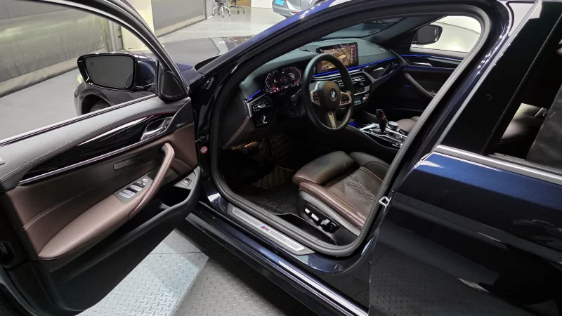 BMW 5-Series