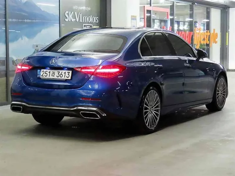 Mercedes-Benz C-Class