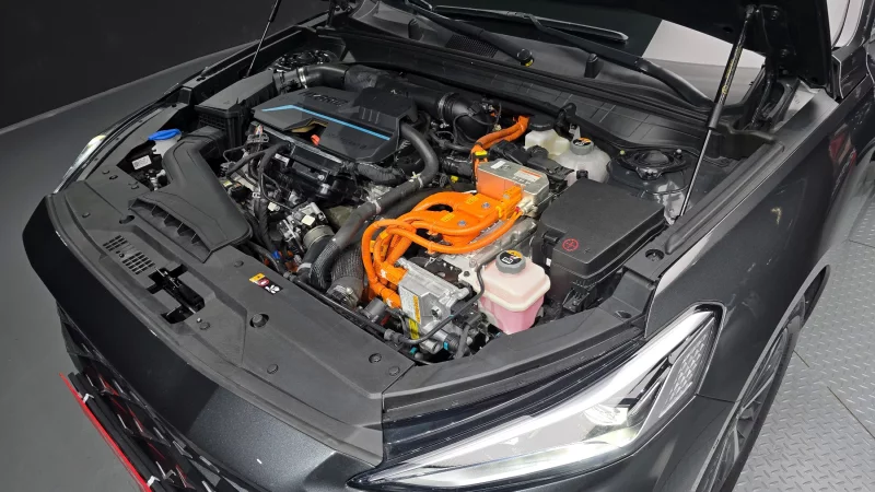 Kia K8
