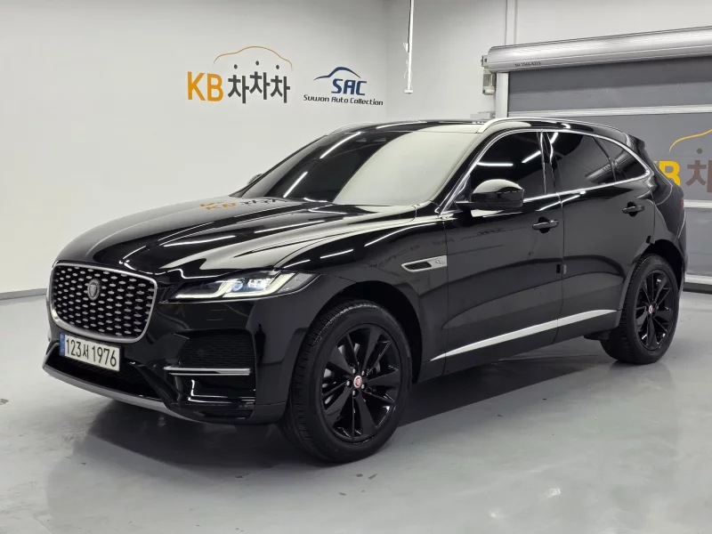 Jaguar F-PACE
