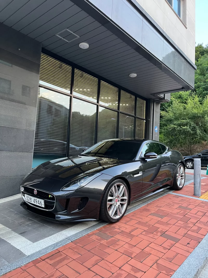 Jaguar F-TYPE