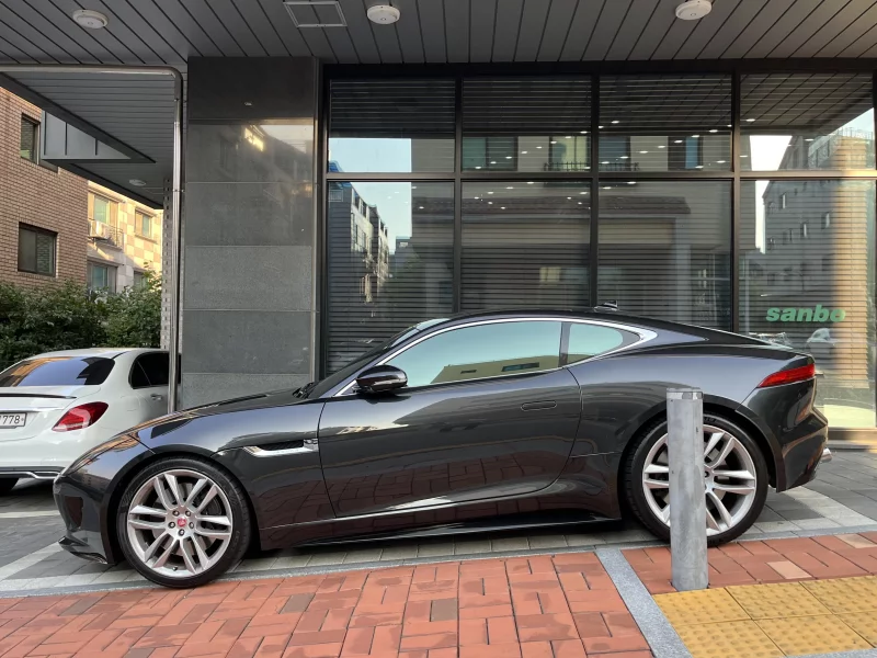 Jaguar F-TYPE