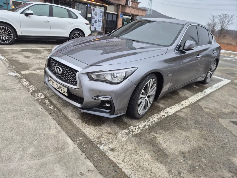 Infiniti Q50
