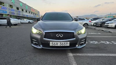 Infiniti Q50