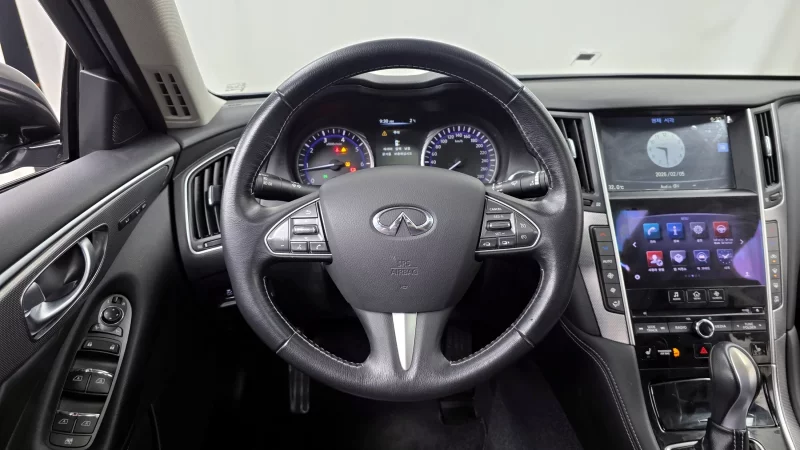 Infiniti Q50