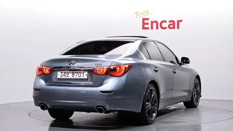 Infiniti Q50