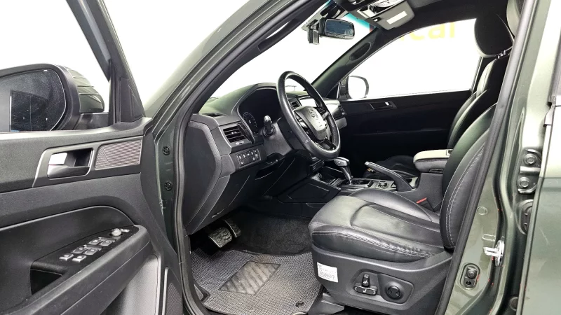 SsangYong Rexton Sports Khan