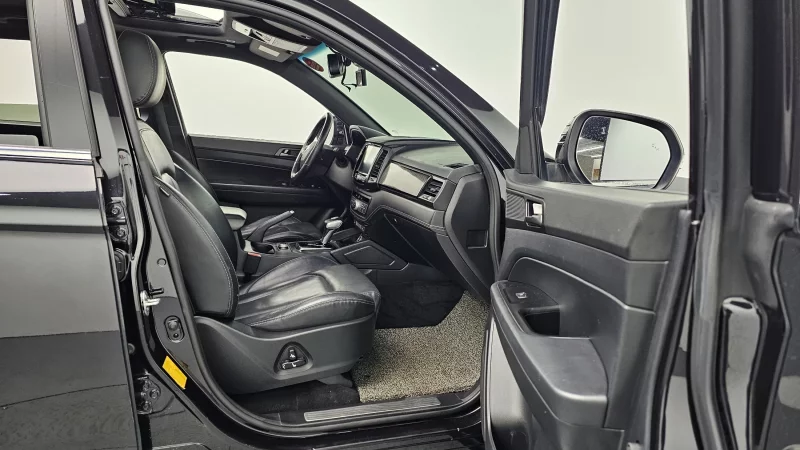 SsangYong Rexton Sports Khan