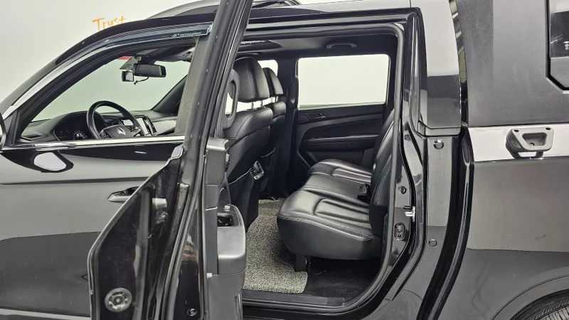 SsangYong Rexton Sports Khan