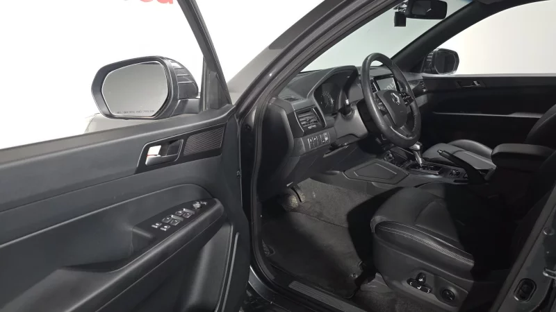 SsangYong Rexton Sports Khan