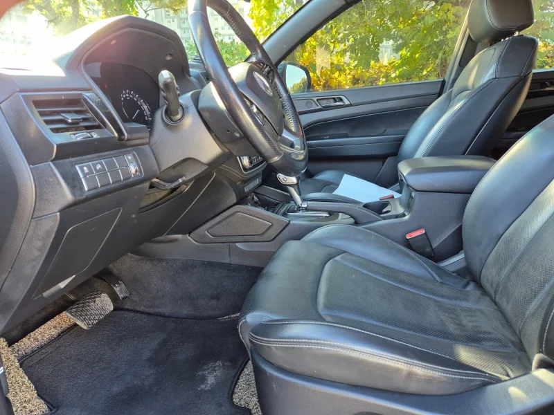 SsangYong Rexton Sports