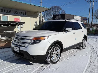 Ford EXPLORER