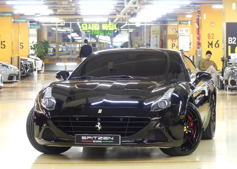 Ferrari CALIFORNIA