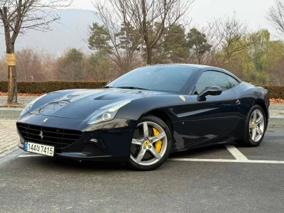 Ferrari CALIFORNIA