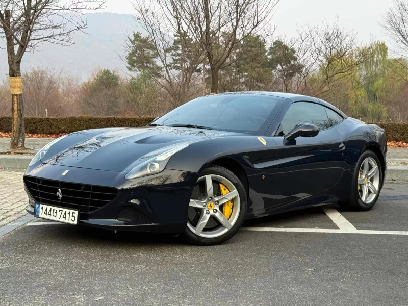 Ferrari CALIFORNIA