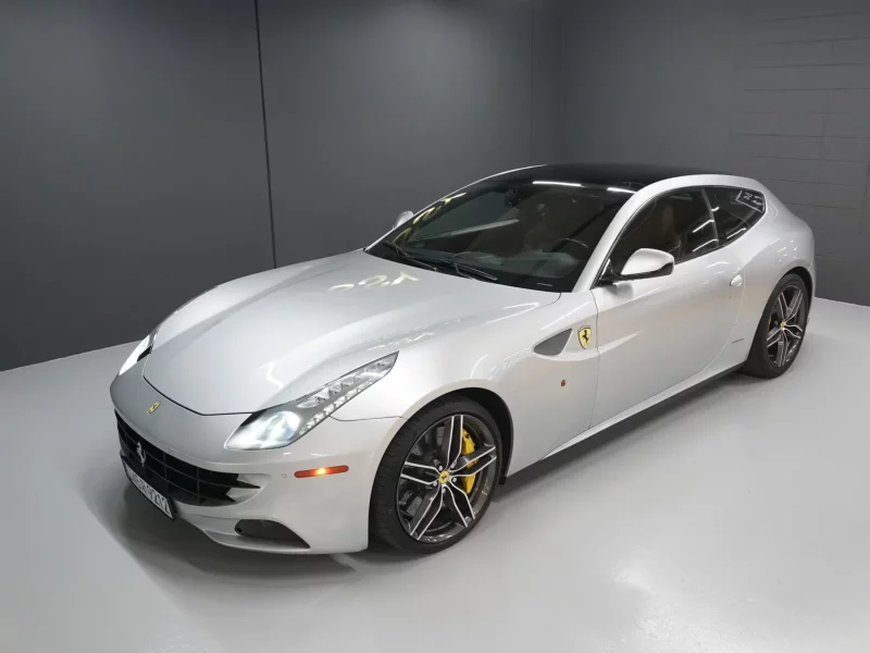 Ferrari FF