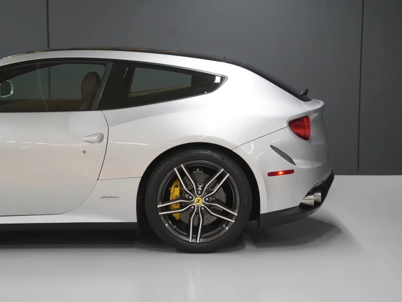 Ferrari FF