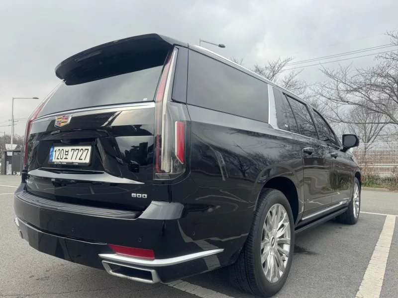 Cadillac Escalade