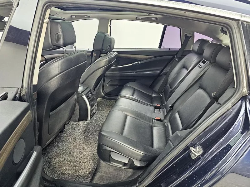 BMW 5-Series Gran Turismo