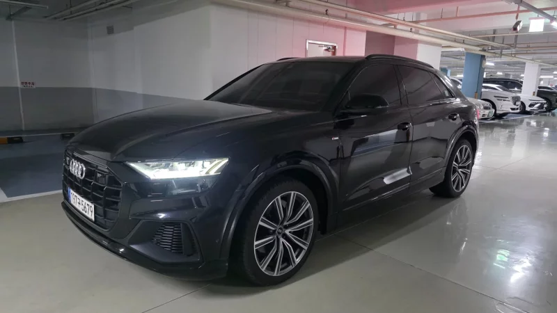 Audi Q8