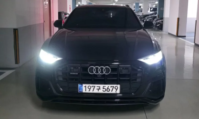 Audi Q8