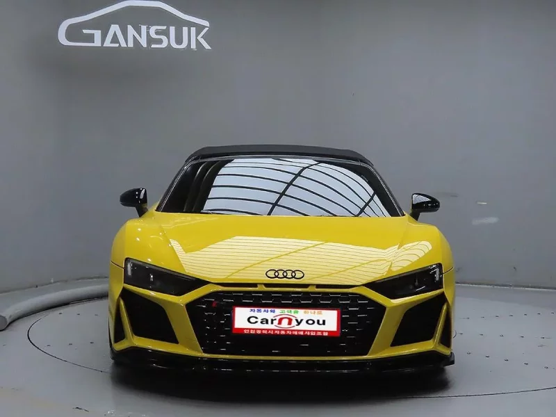 Audi R8